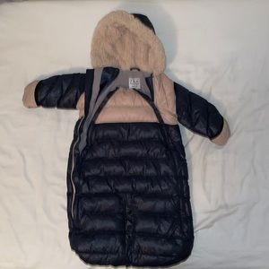 7 A.M. Enfant Snowsuit size 6-12m